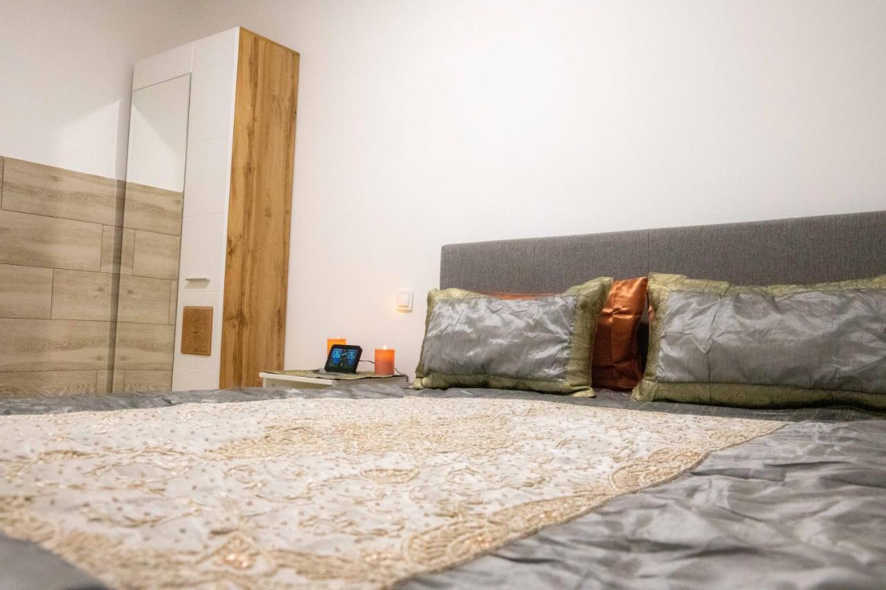 Apartamento Del Pla อาลิกันเต ภายนอก รูปภาพ