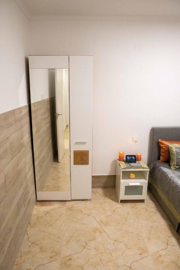 Apartamento Del Pla อาลิกันเต ภายนอก รูปภาพ